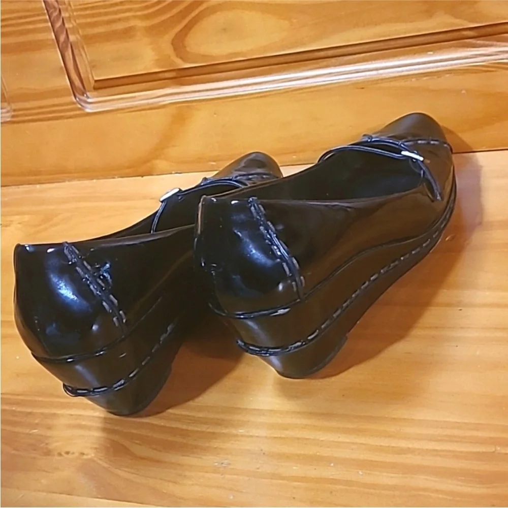 Cole Haan elegant black
